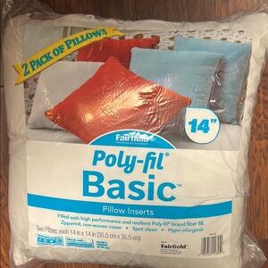 Fairfield Poly-fil Basic Pillow Inserts 14" 2 pack
